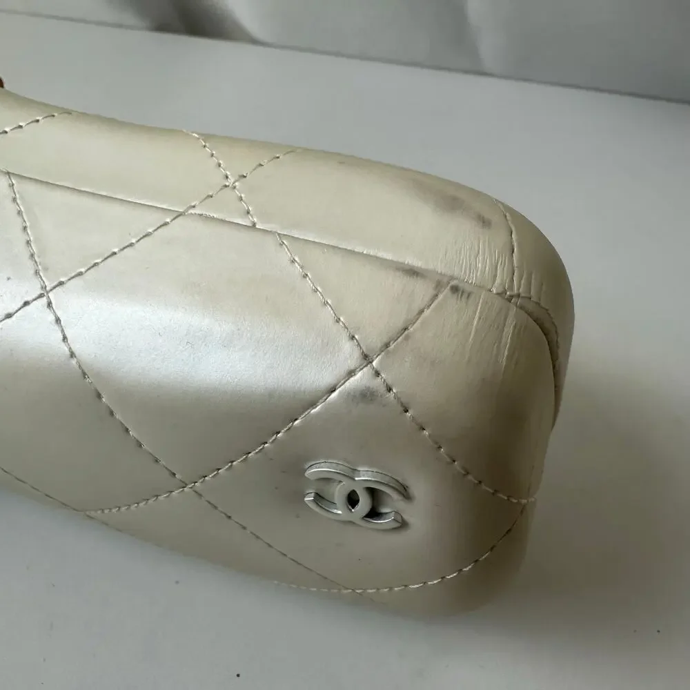 Chanel Collection Perle 5141-H Pearl Oversized Butterfly Sunglasses Brown w Case